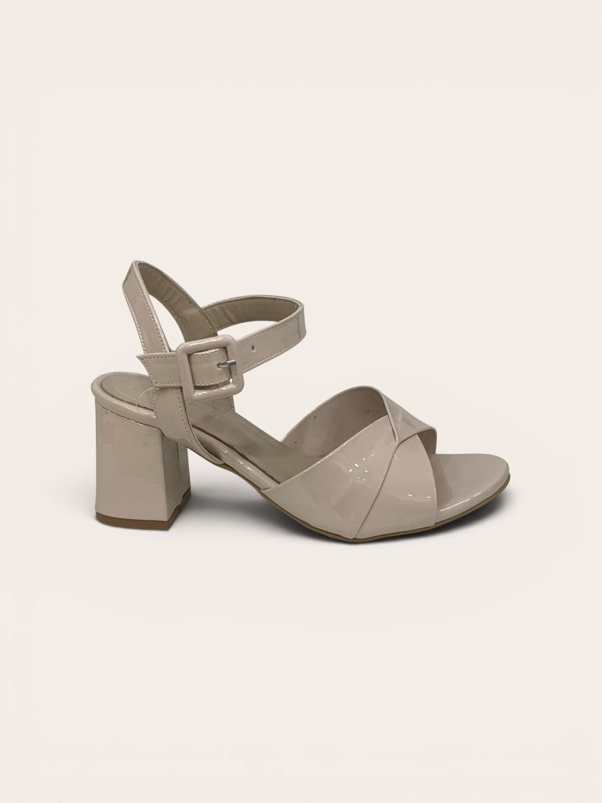 lookbook image shop_this_look_EcLGgQ